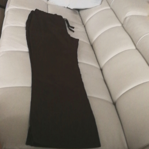 UA women's scrub set - Picture 6 of 9